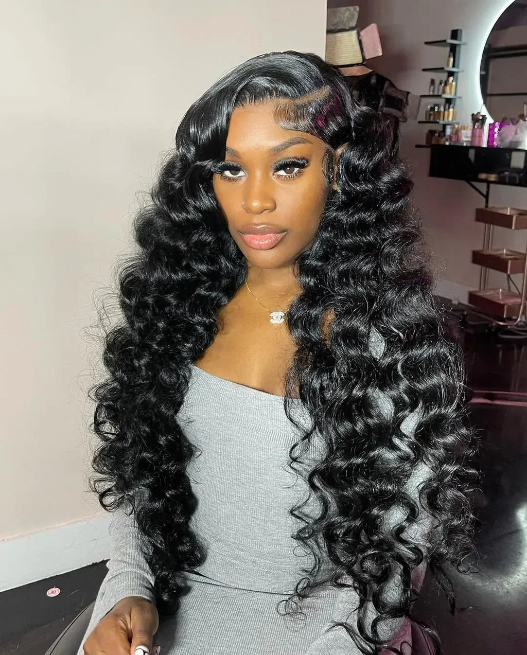 Perruque Lace Front 13x6 HD en Cheveux Humains Ondulés Profonds et Souples